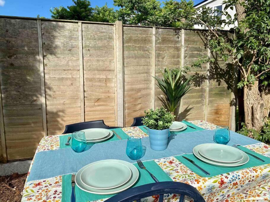 Beach Home With Garden, Close To New Forest Bournemouth Exterior foto